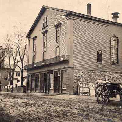Taunton - Broadway - Jones Auditorium