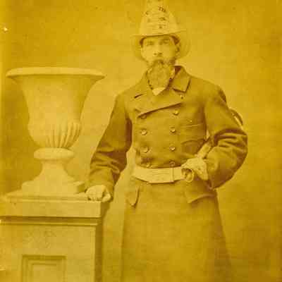 Fire Stations & Firemen (16)
