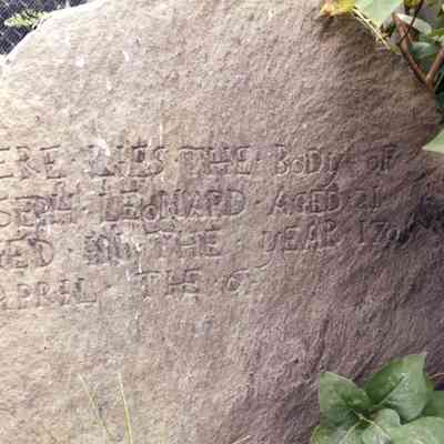 Cemeteries - Neck-o'-Land - Leonard - 2000 (2)