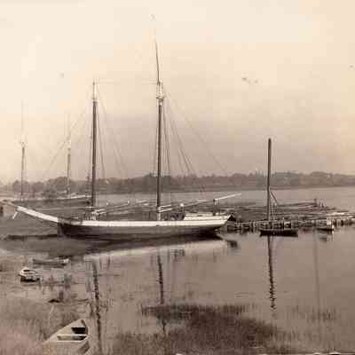 Taunton River - Schooner Polly - October 12, 1941