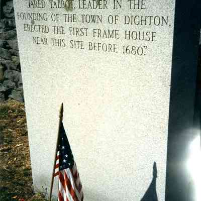 Cemeteries - Dighton - Old Town - 1994 (2)