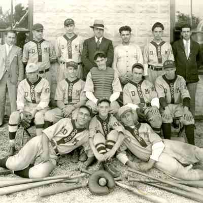 Group Pictures - Athletics - 1931