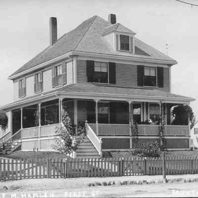Taunton - Old Houses - E.M. Hamlen, First Street