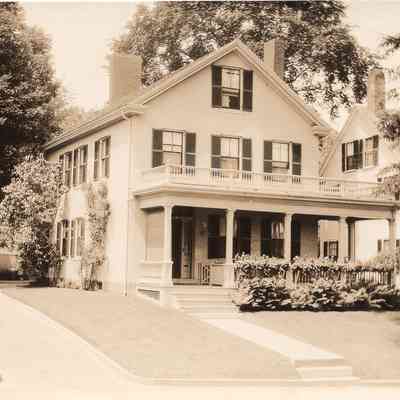 Taunton - Spring Street - Thompson Newbury House