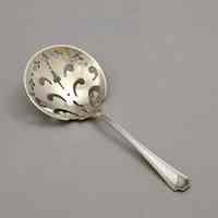 Spoon, Serving