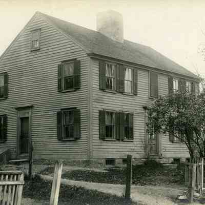 Taunton - Old Houses - Philip Dean, Jr. Middleboro Avenue