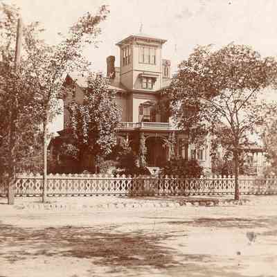 Taunton - Winthrop Street - Davol House