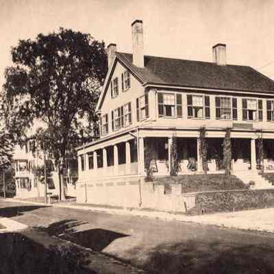 Taunton - Fayette Place - Tisdale-Morse House
