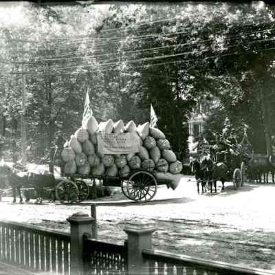 Taunton 250th Anniversary - 1889 - Parade Floats (9)