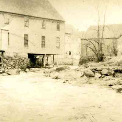 Mill River - 1898