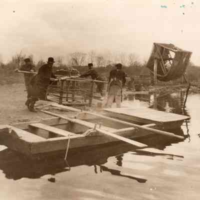 Taunton River Herring - Winding the Keel