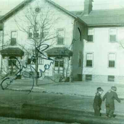 Winthrop School (2)