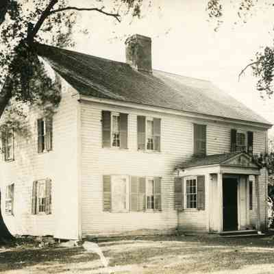Dighton - Macker House