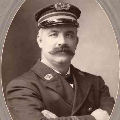 People - Capt. Fred Hamlen - Fall River Line
