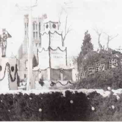 Taunton - Taunton Green - Christmas Display - 1945