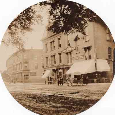 Taunton - Taunton Green - South Side - Carlow's Corner - Weir Street