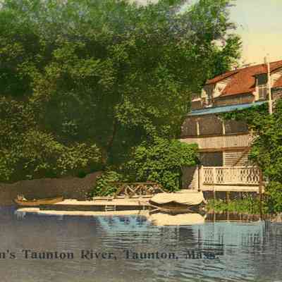 Congdon's Taunton River Boathouse