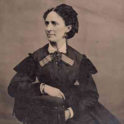 People - Thompson - Phoebe Thompson