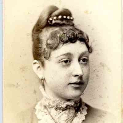 People - Estes - Flora Estes
