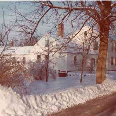 Raynham - 629 South St - Built about 1721