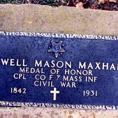 Cemeteries - Mayflower Hill - 1995 (10)