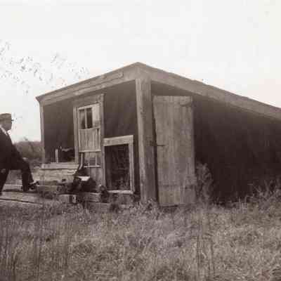 Taunton - Plain Street - 127 Plain Street Pigeon coop - Oct. 1938 - LB Hudson