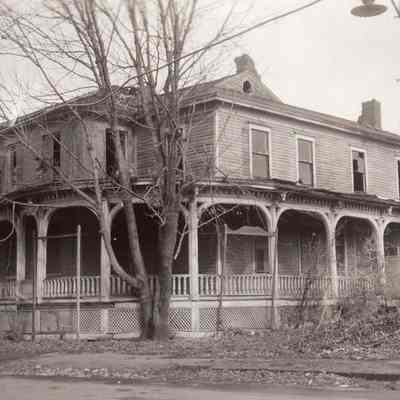 Taunton - Berkley Street - House of J. Paul - Oct 1938