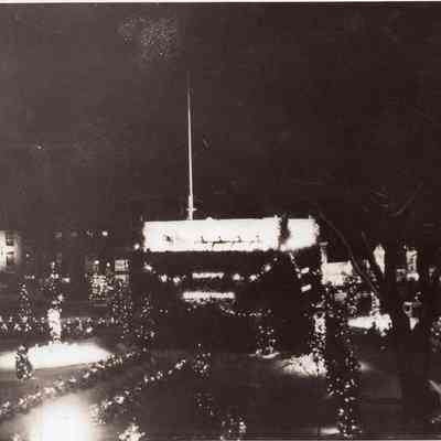 Taunton - Taunton Green - Christmas Display - 1939