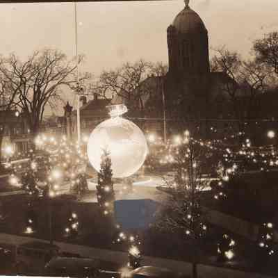 Taunton - Taunton Green - Christmas Display - 1936