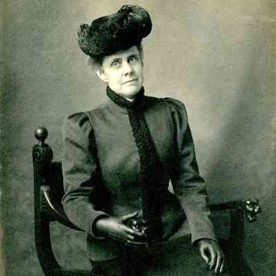 People - Mrs. William C Davenport