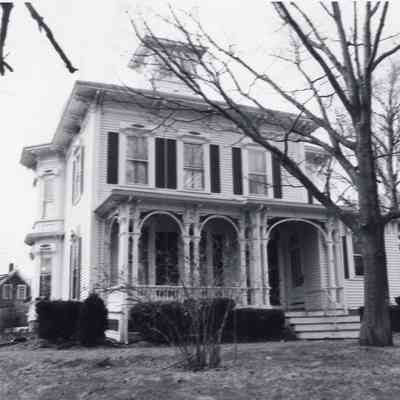 Taunton - Somerset Avenue - 131 Somerset Avenue