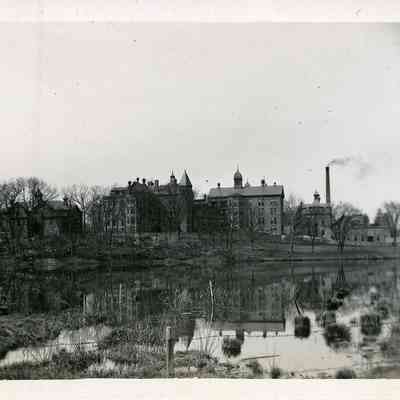Taunton State Hospital