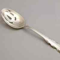 Spoon, Serving