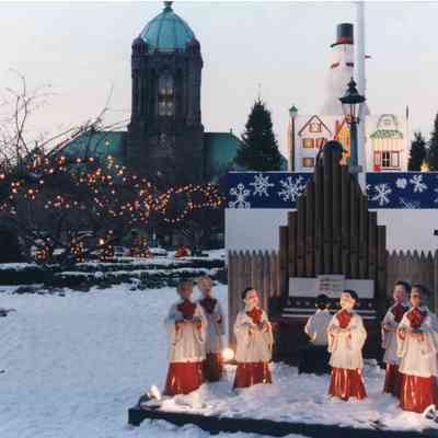 Taunton - Taunton Green - Christmas Display - 1995
