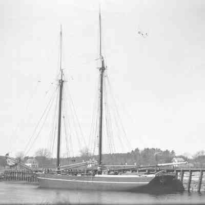 Taunton River - Schooner R.S. Dean - C. 1900
