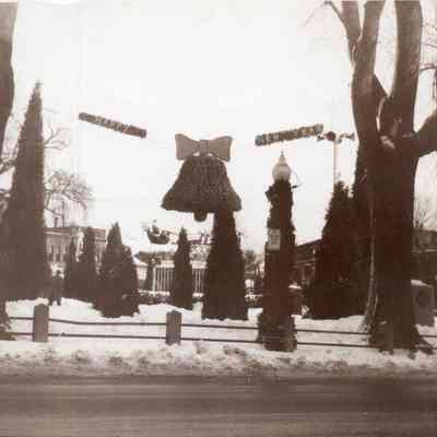 Taunton - Taunton Green - Christmas Display - 1947