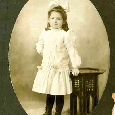 People - Lydia Gifford Nearing Caswell (3)