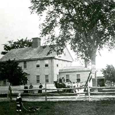 Norton - Seneca Lincoln House - Taunton Avenue