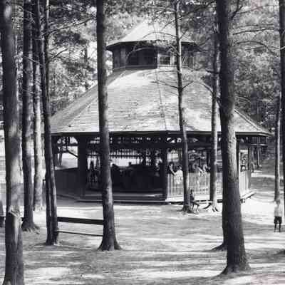 Sabbatia Park - Pavillion - 1900