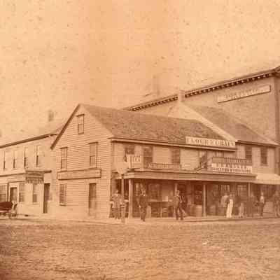Taunton - Taunton Green - South Side - Corner of Weir and Main Street
