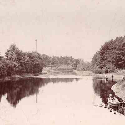 Taunton River - Shallow water and Old Indian Fort