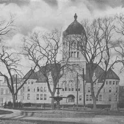 Bristol County Courthouse ca 1906