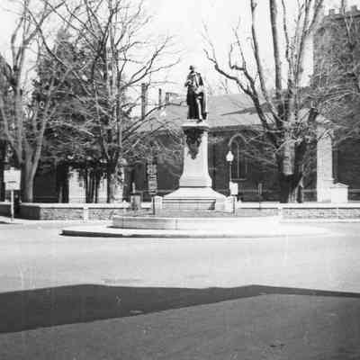 Statues and Monuments - Robert Treat Paine Statue - 1949
