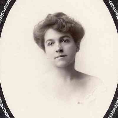 People - Madeleine Brabrook(1)