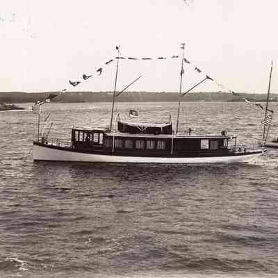 Taunton River - Col. Frederick Mason's Yacht