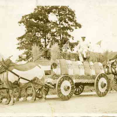 Dighton - Bicentennial 1912-Float