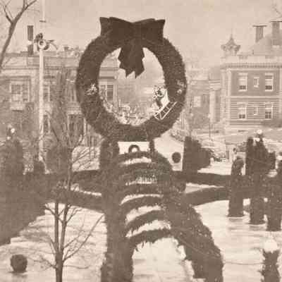 Taunton - Taunton Green - Christmas Display - 1946