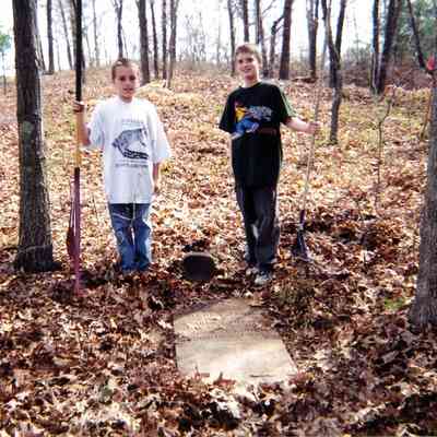 Cemeteries - Thayer - 2002 (13)