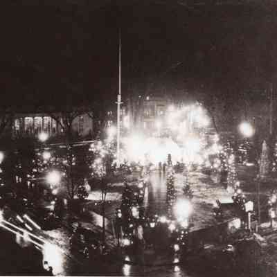 Taunton - Taunton Green - Christmas Display - Igloo - 1937