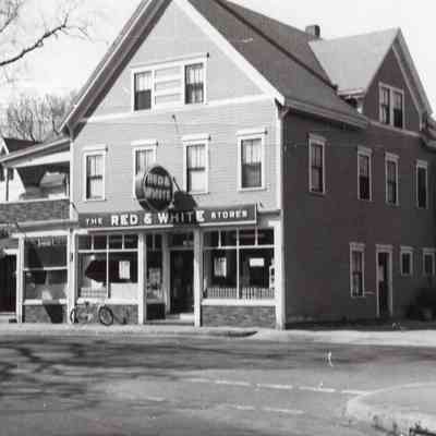 Taunton - Weir Street - Ruth's Variety Store - 1949